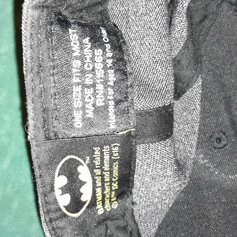 Batman hat - Picture 2 of 4